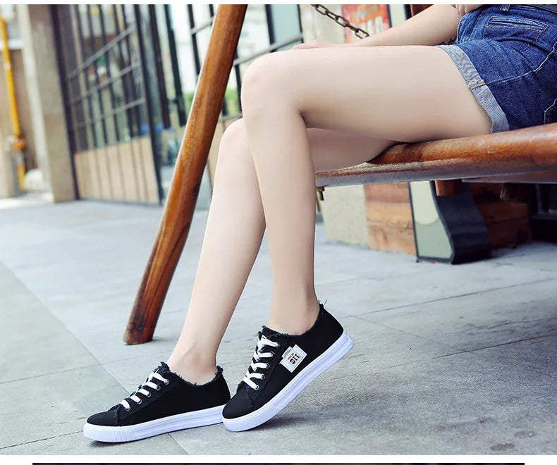 Women Canvas Shoes Lightweight Flat Sneakers