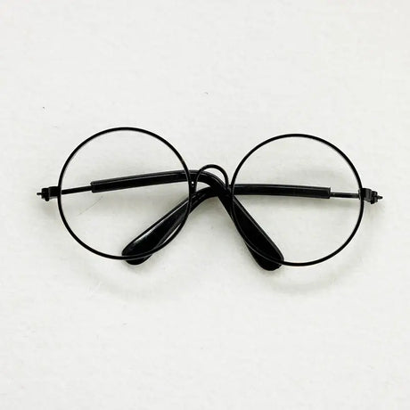 Round black glasses for newborn photography accessories, perfect for baby photo shoots and unisex styling.