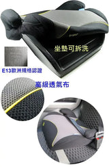 Japanese Lily brand child safety car seat with ergonomic design, washable material, suitable for ages 3-6 years.