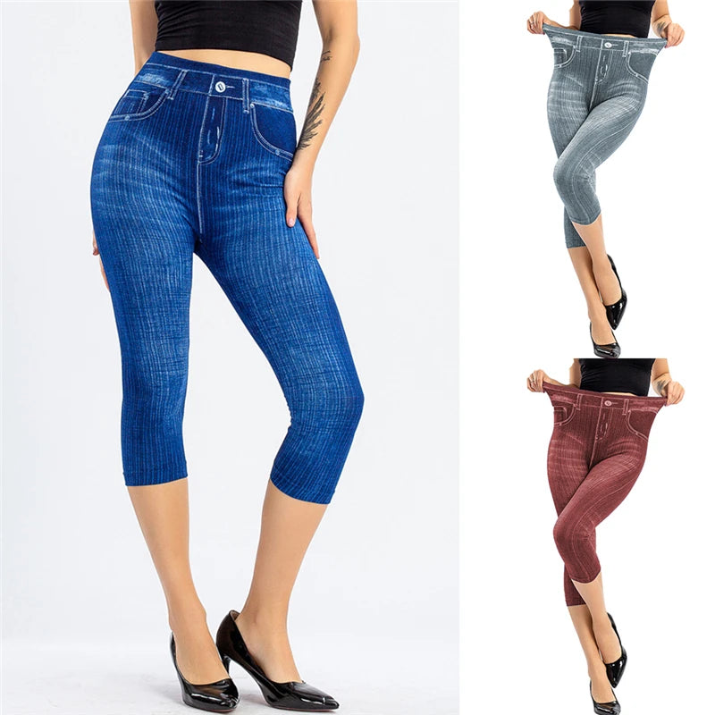 Women Knee-Length Capri Jeans