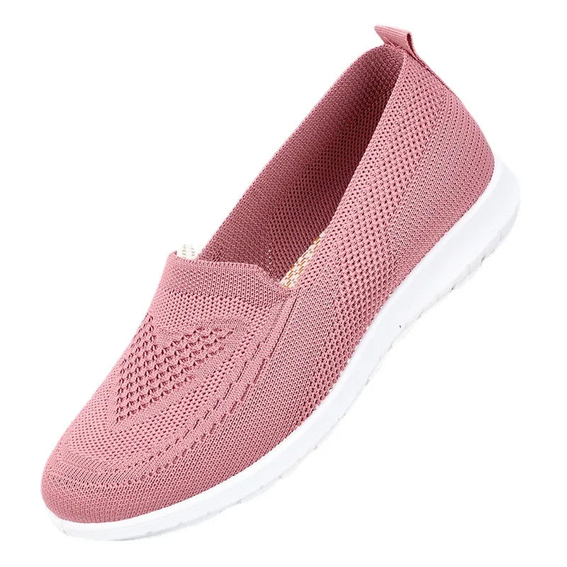 Old Beijing Women’s Cloth Shoes Soft Sole Flats