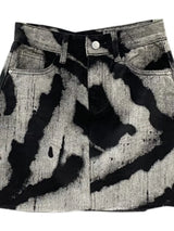 DyeDrape™ – Tie-Dye Short Denim Skirt (Black Gray, Fringed A-Line)