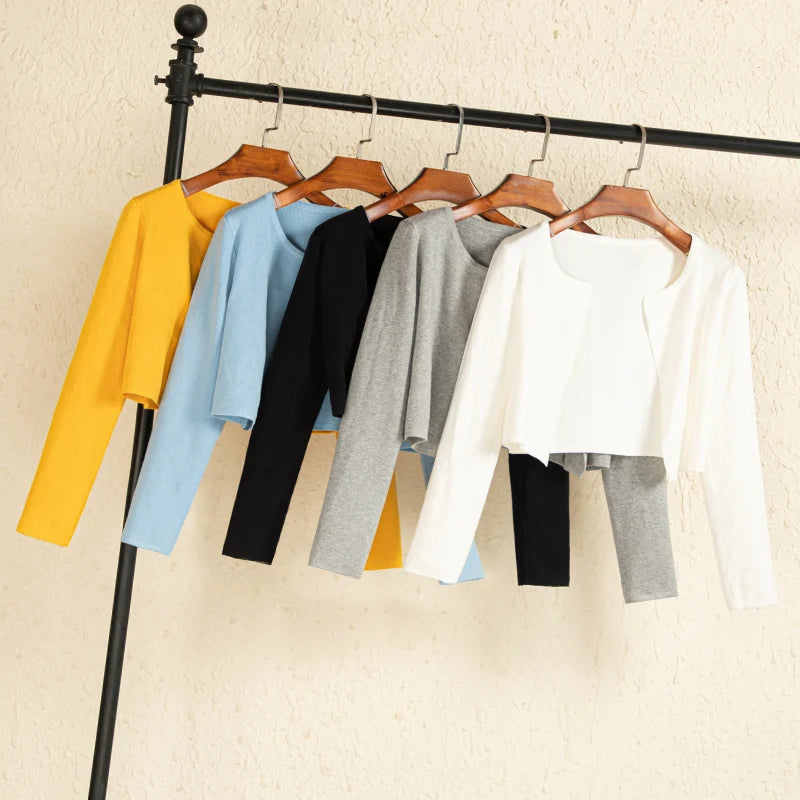 Black Cropped Knitted Korean Style Sweater