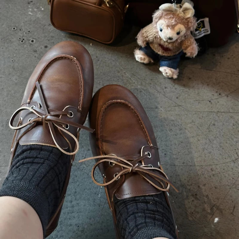 Soft Leather Slip-On Flats – Casual Women’s 2025