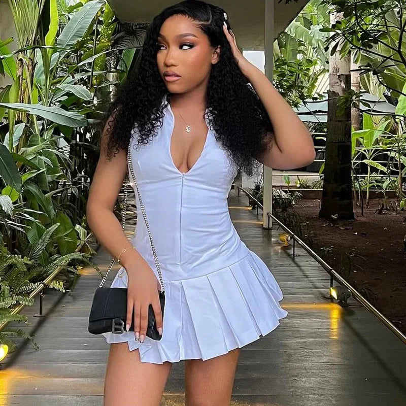 Women’s White Lapel Pleated Dress