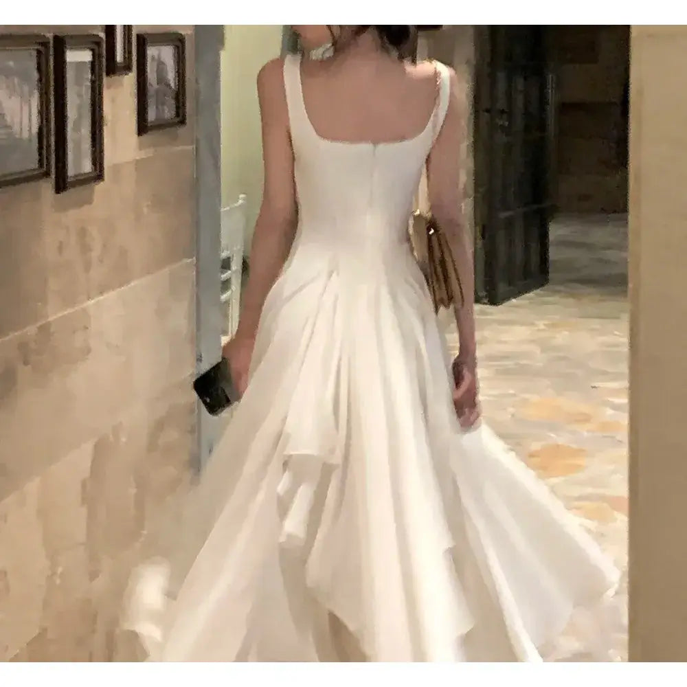 Elegant Dresses for Women – Formal & Chic Styles