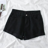 EaseEdge™ – Loose High Waist Denim Shorts 2025 (Chic, Flowy & Cool-Weather Friendly)