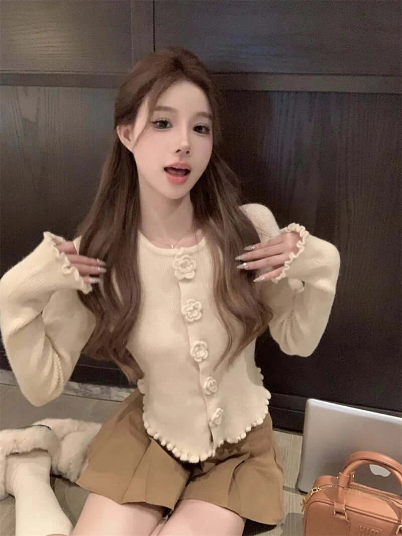 Women Cropped Floral Knit Cardigan