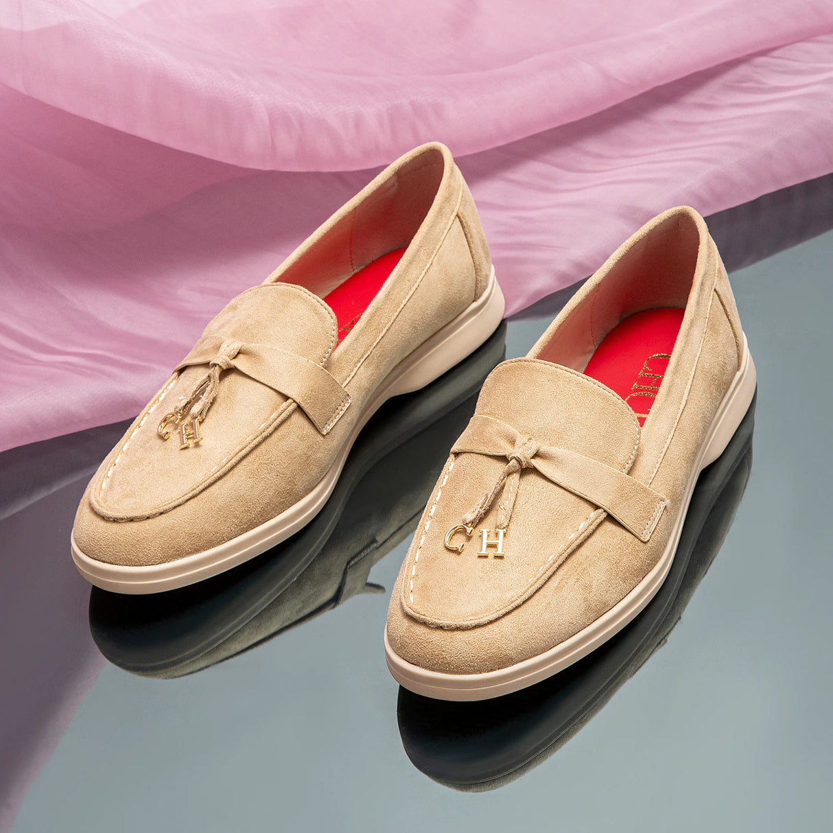 Women’s Patent Leather Bow Pointed Toe Loafers