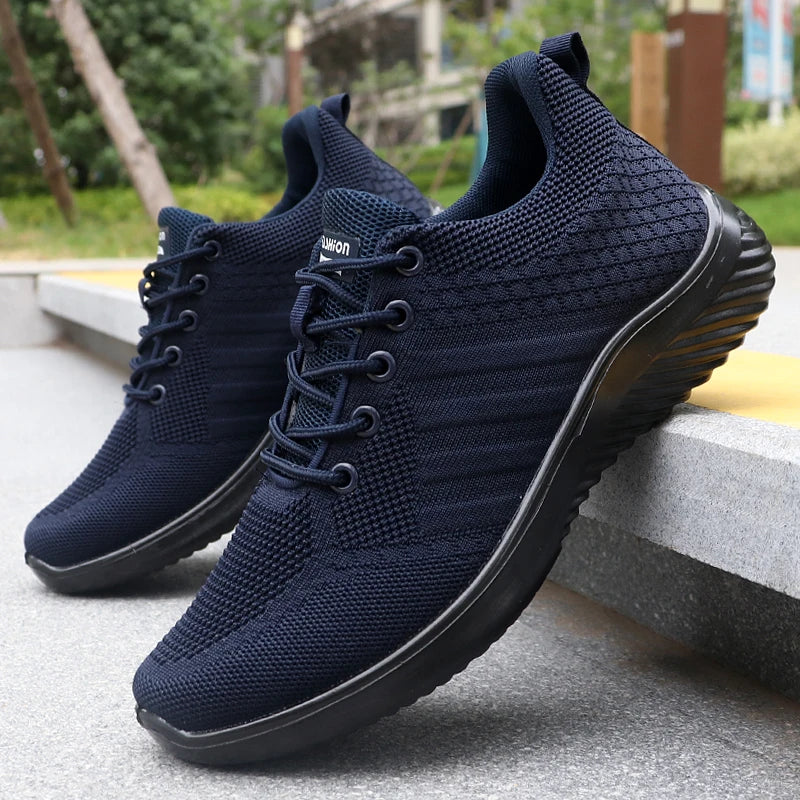 Men Lace Up Training Sneakers