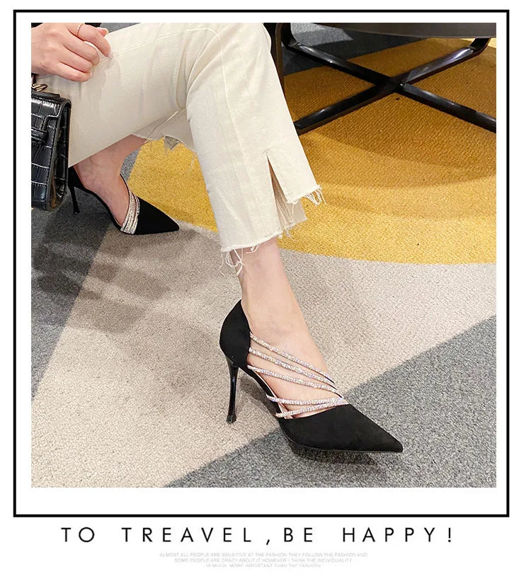 Autumn Evening Party Pumps – Nude, Black & Gold 2025