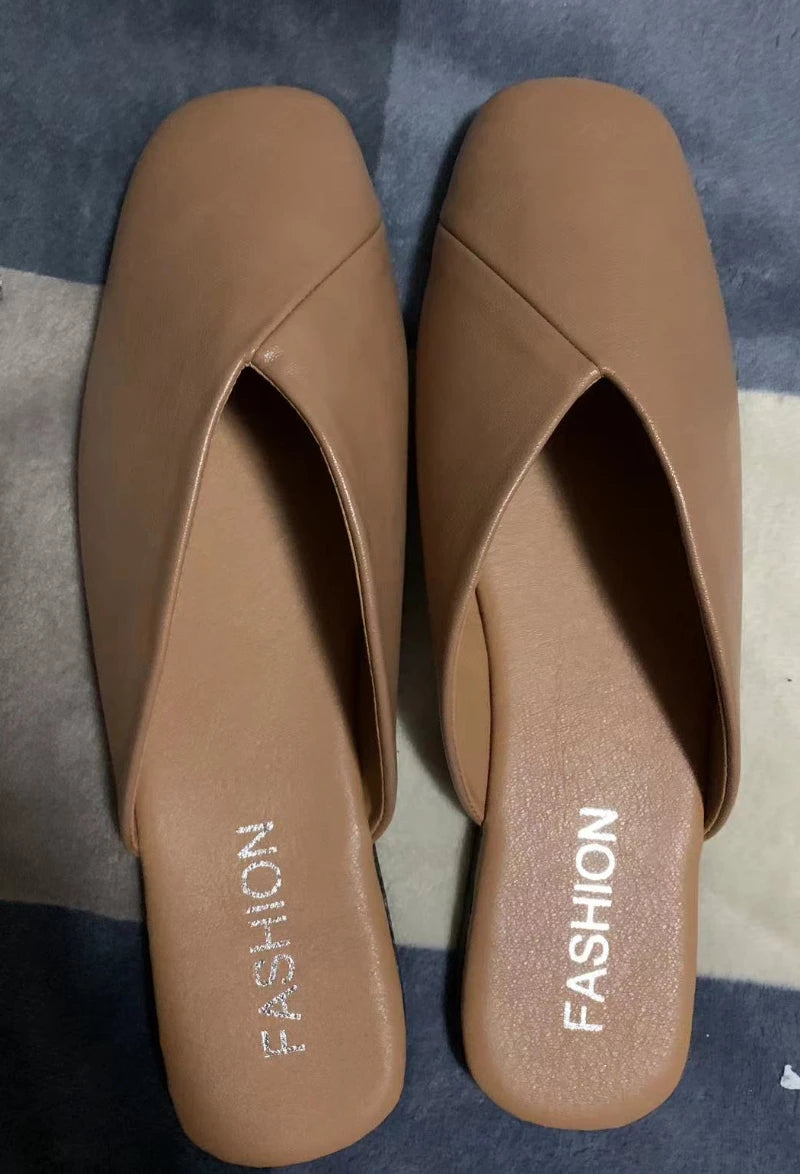 Women Closed Toe Mules