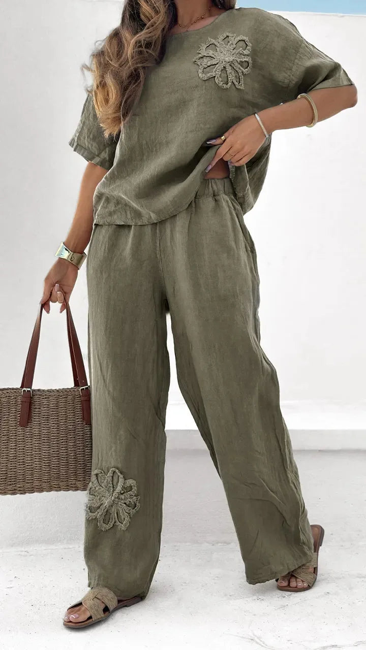 Women Embroidered Crop Pants Set