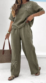 Women Embroidered Crop Pants Set