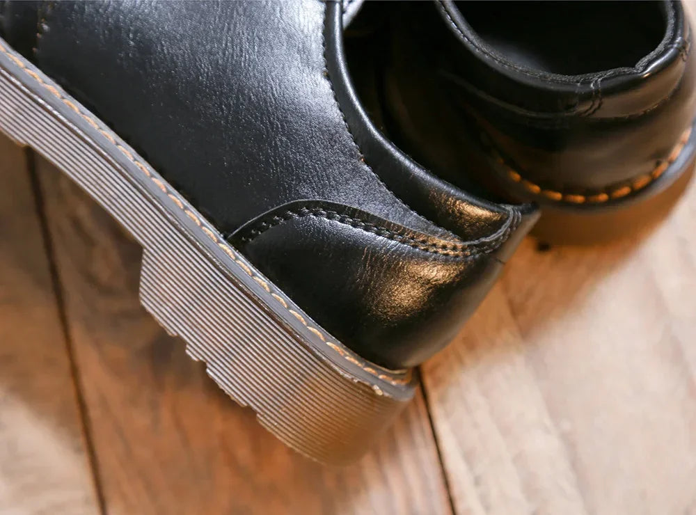 women-brogue-flats-2025