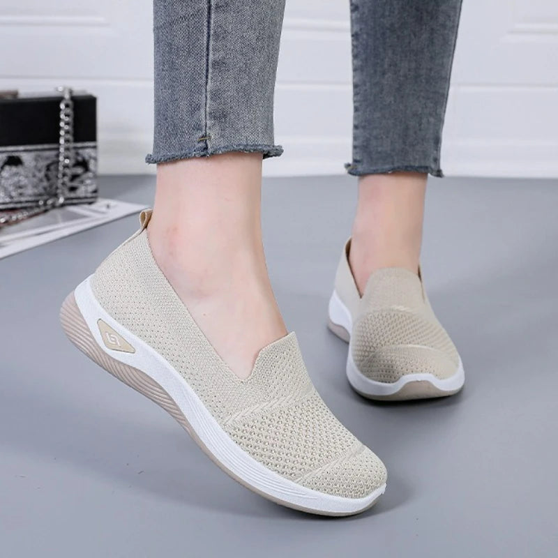 Knitted Lightweight Loafers – Breathable Platform 2025