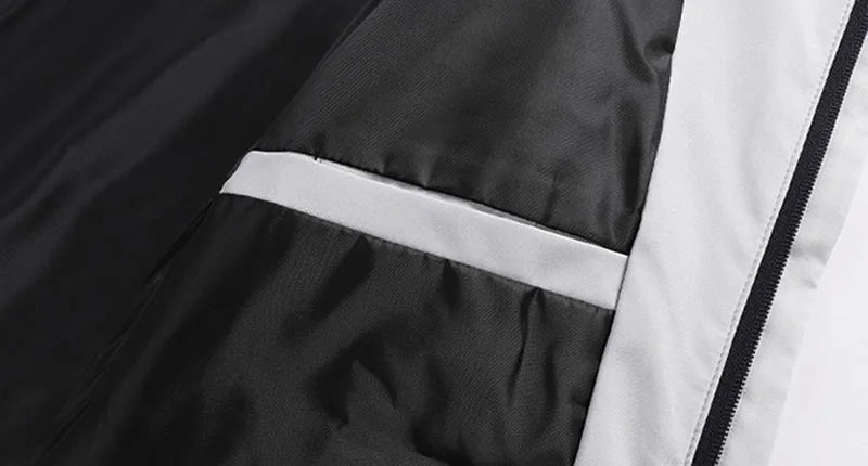 Men’s Hooded Outdoor Jacket