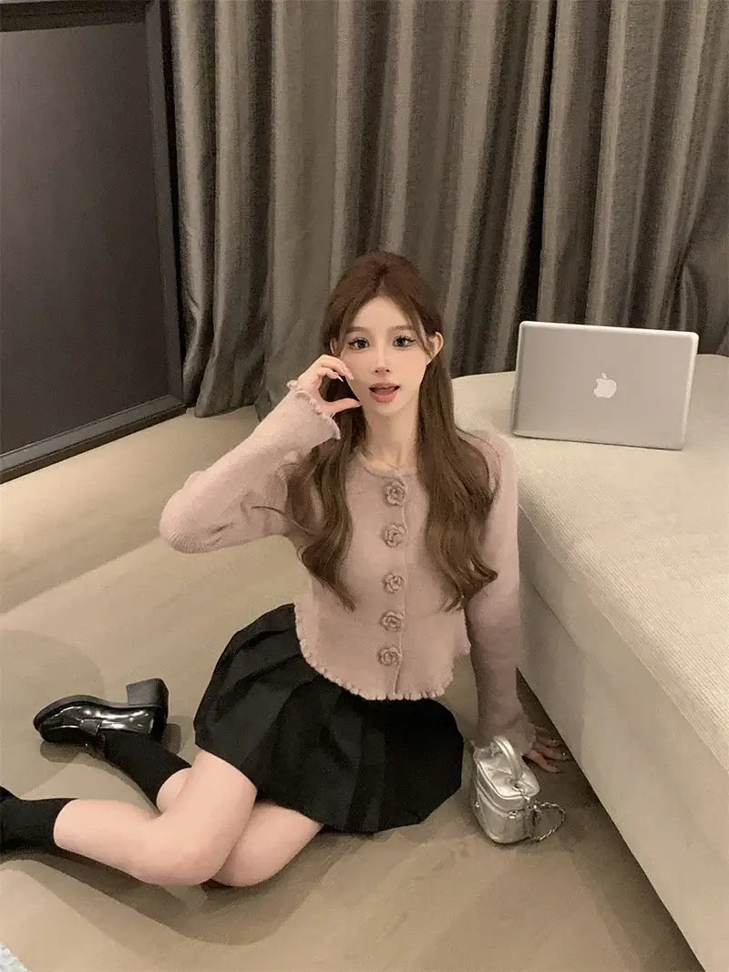 Women Cropped Floral Knit Cardigan