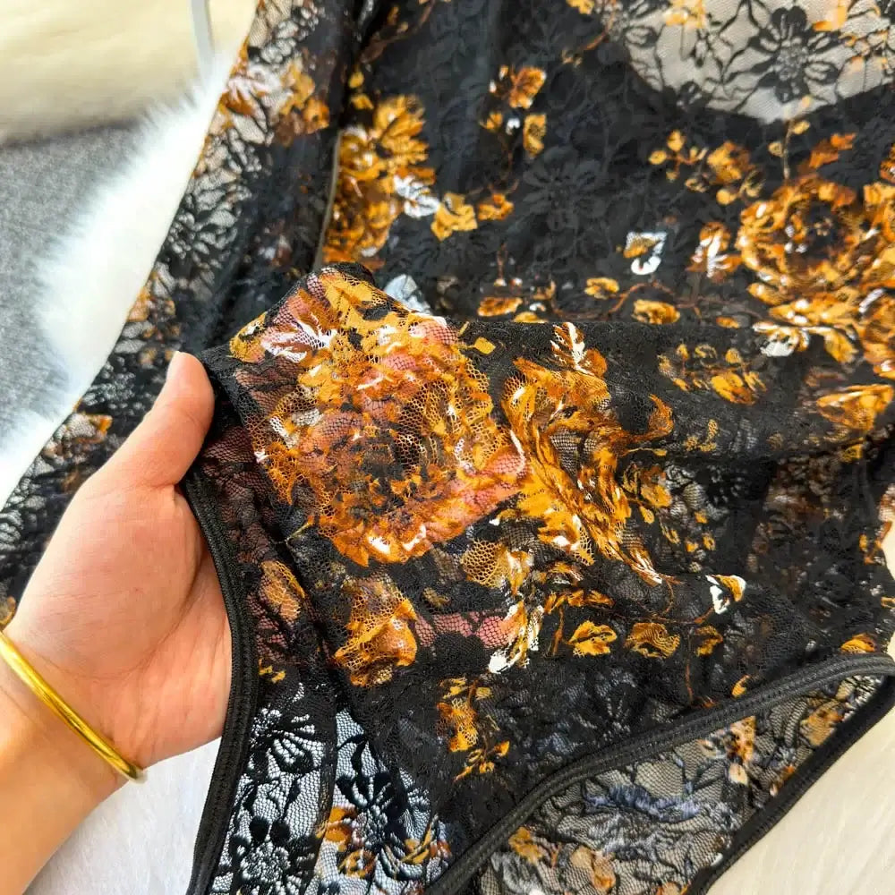 Women Square Neck Mesh Print Bodysuit