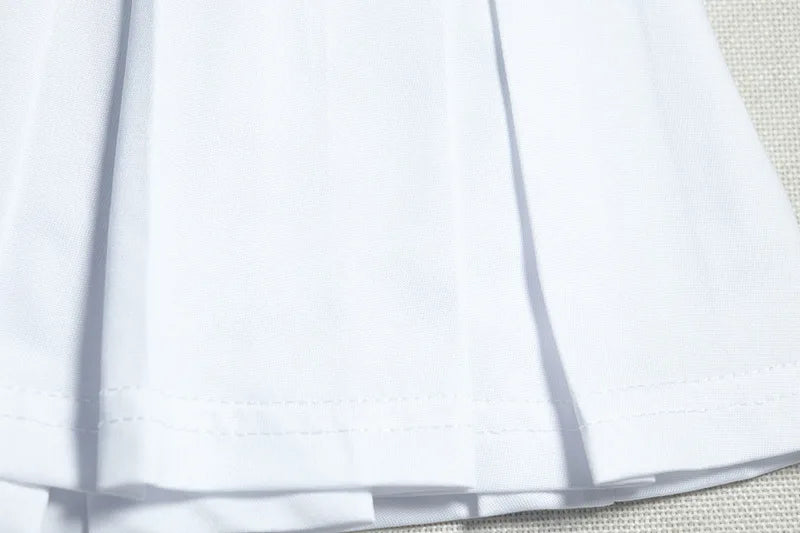 Women’s White Lapel Pleated Dress