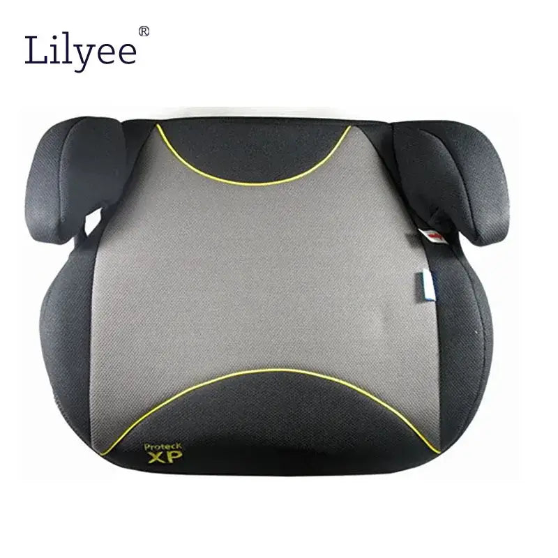 Japanese Lily brand child safety car seat booster for kids aged 3-6, with ergonomic design and safe materials.